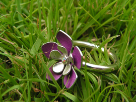  Star Flower Ring - Anodised Aluminium with Silver